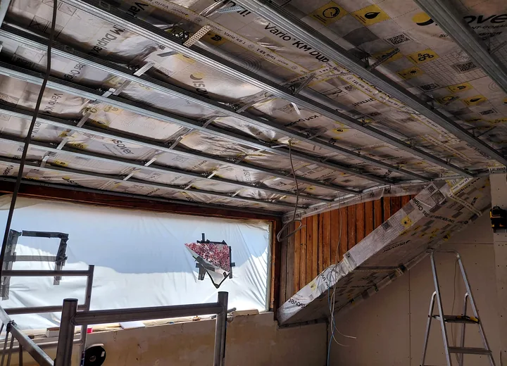 Build stage renovation work by TOTTO COMPANY